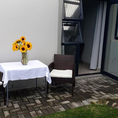 Elizabeth House Hotel เฮอร์มานุส ภายนอก รูปภาพ
